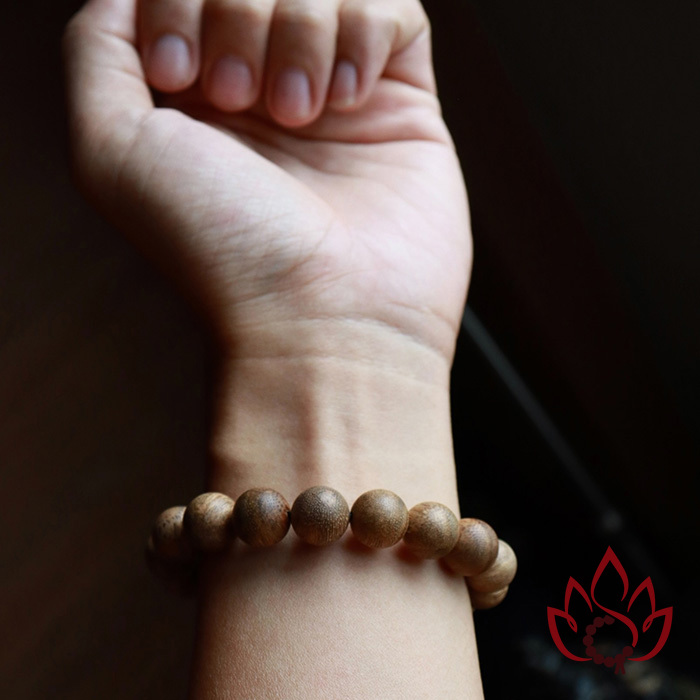 Vòng Trầm Hương Hạt Tròn | 12 Ly | Trầm Tốc Kiến Tự Nhiên Lâu Năm